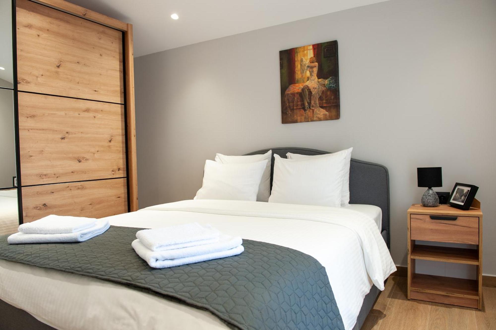 Lovely Guesthouse - 58M2 Mountain View Ioannina Exterior photo